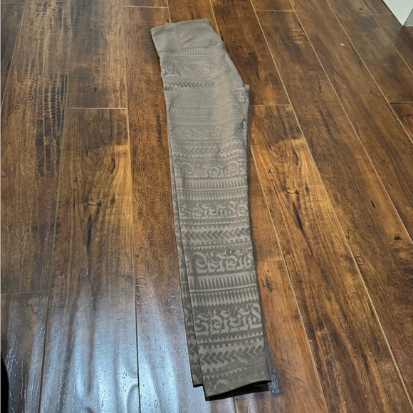 Hurley taupe leggings, XS - Picture 4 of 7